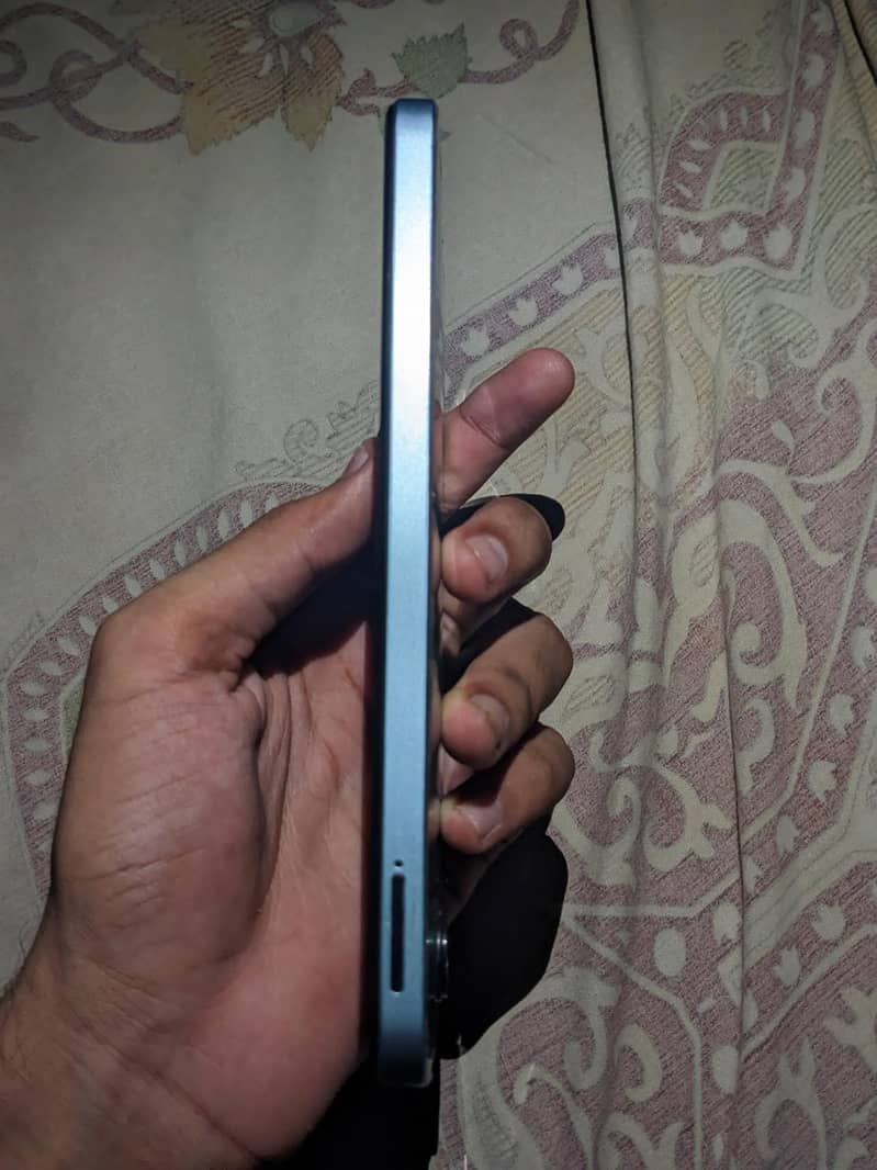 Realme C33 2