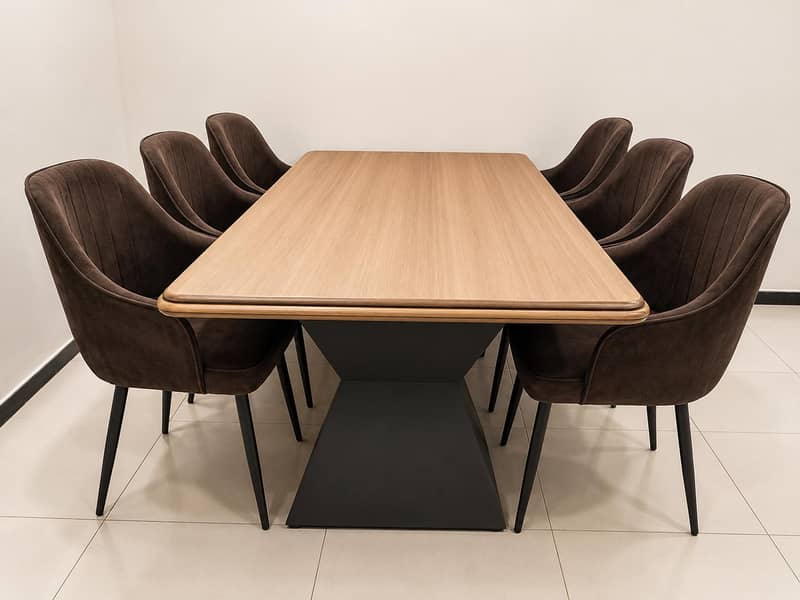 DINING TABLE 2