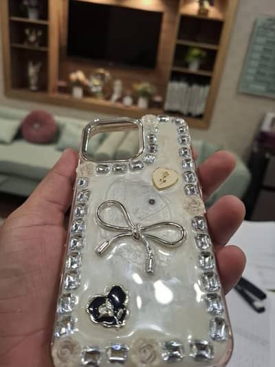 iphone 16 pro max back cover only in 200 rupees
