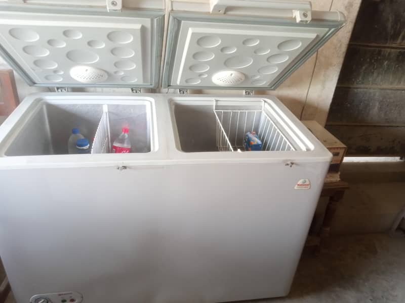 refrigerator 0