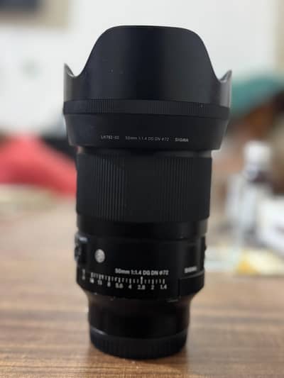 sigma 5mm like new