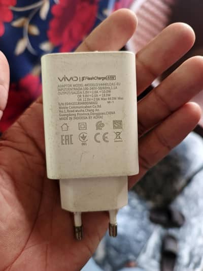 vivo y100 original 44w Adopter