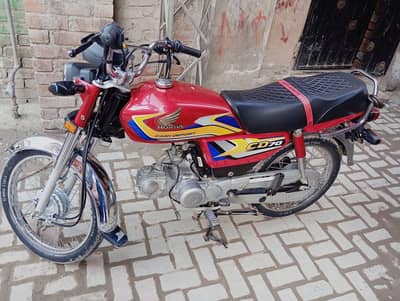 Honda cd70 2025