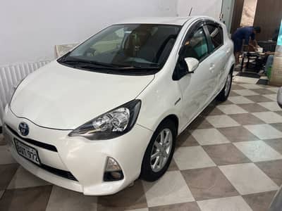 Toyota Aqua 2013 03434760772