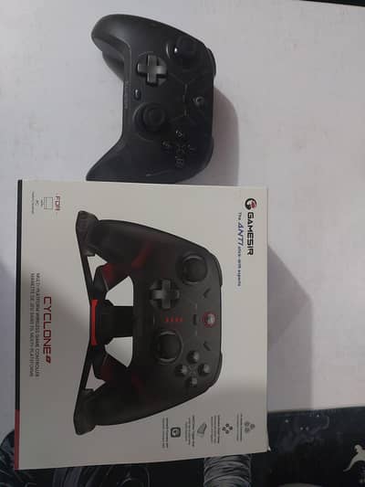 Gamesir Cyclone 2 with charging dock and kontrol freeks