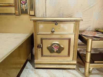 bed set, dressing tables,sofa set