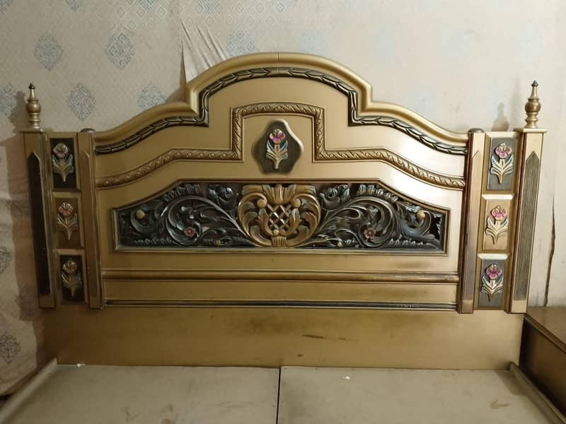 bed set, dressing tables,sofa set 2
