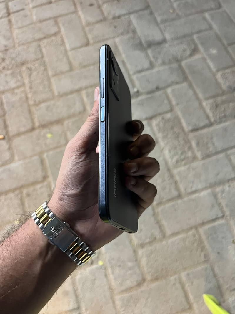 Infinix Note 11 5