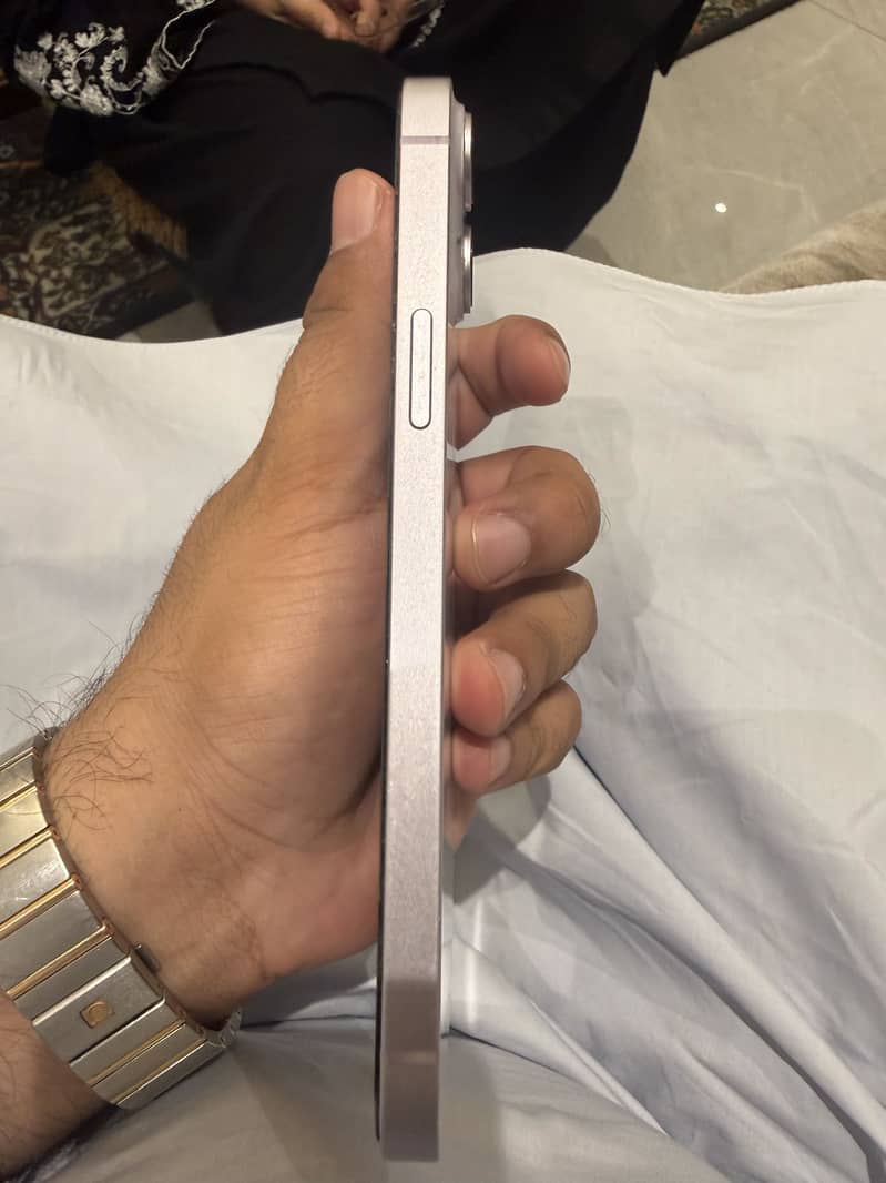 Apple iPhone 14 plus 2