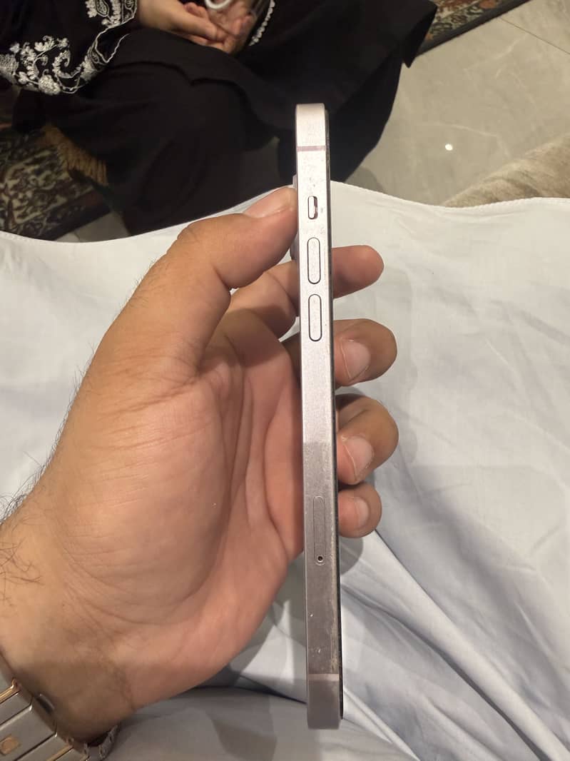 Apple iPhone 14 plus 4