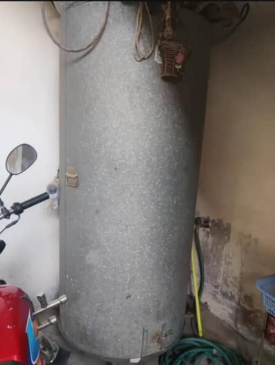 Parola for wheat/gandam storage capacity 80kg to 100kg good condition