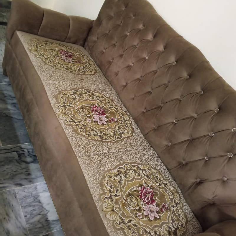 brown stylish sofa 1