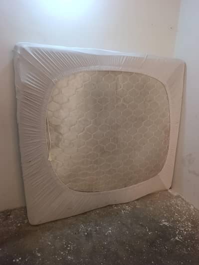 spring mattress for sale urgent king size