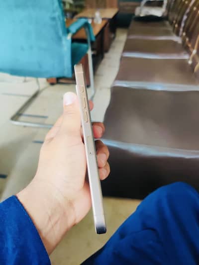 Apple iPhone 16 Pro Max