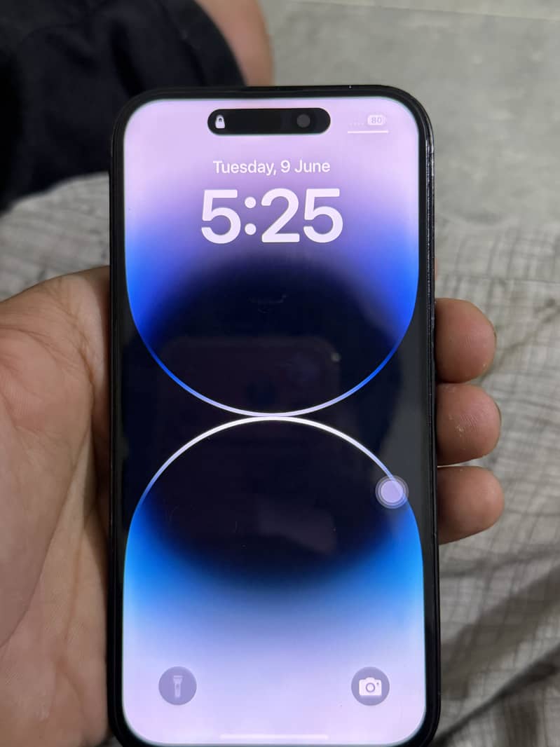 Apple iPhone 14 Pro 0
