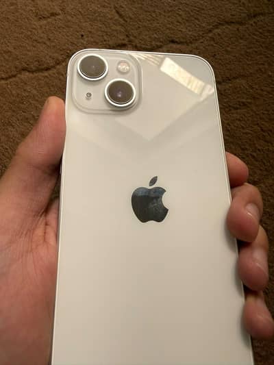 Apple iPhone 13