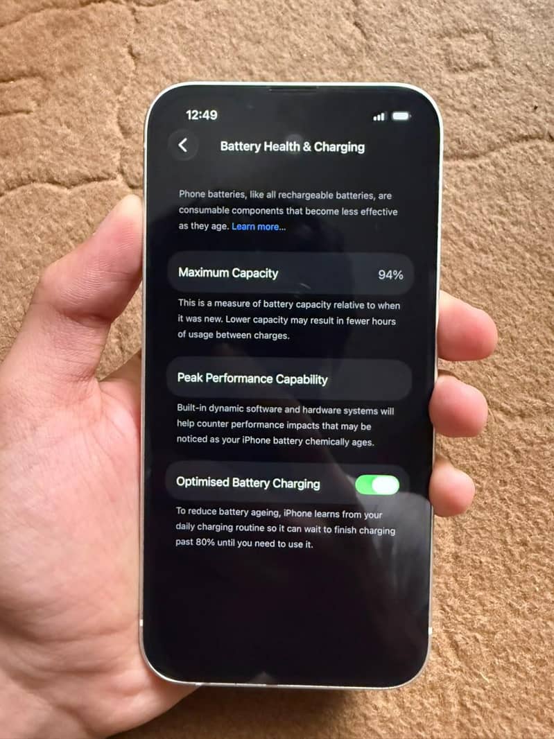 Apple iPhone 13 4