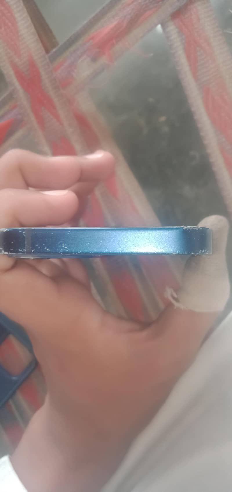 Apple iPhone 12 mini 4
