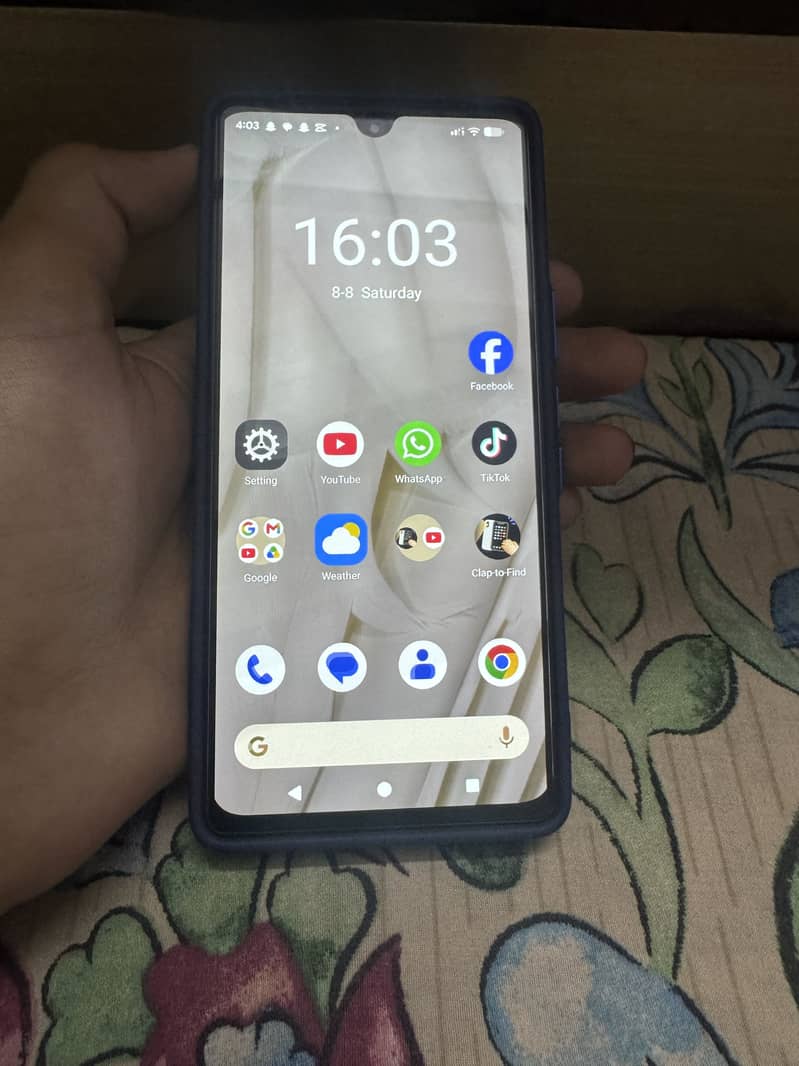 Google Pixel 7 4