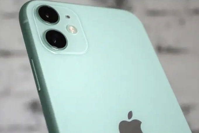 Apple iPhone 11 2