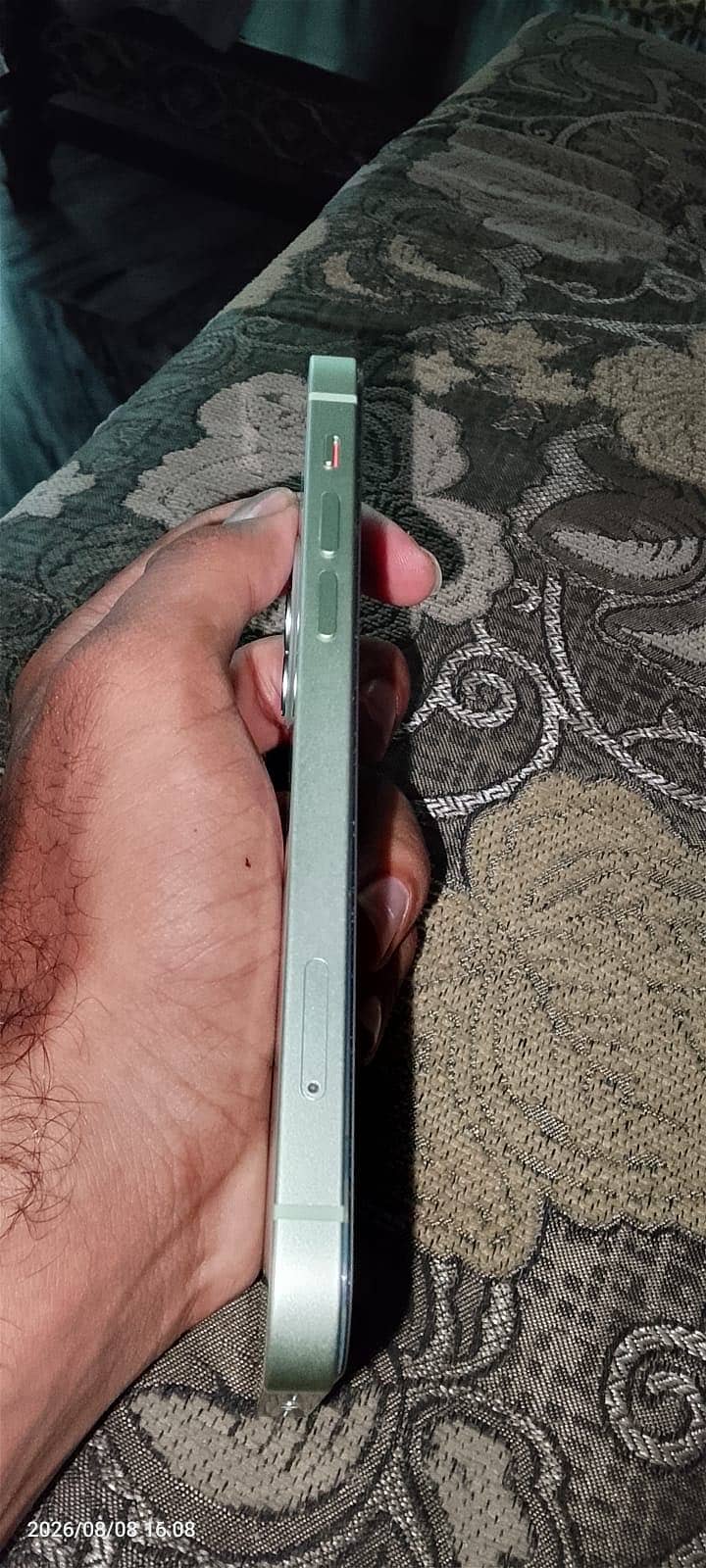 Apple iPhone 12 1
