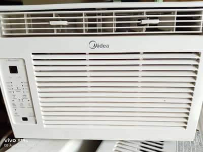 Midea 0.5 tone Ac Fresh Peice Neat and Clean