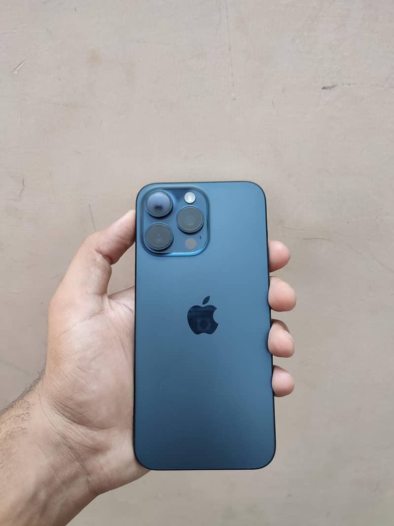 iPhone 15 pro max 0