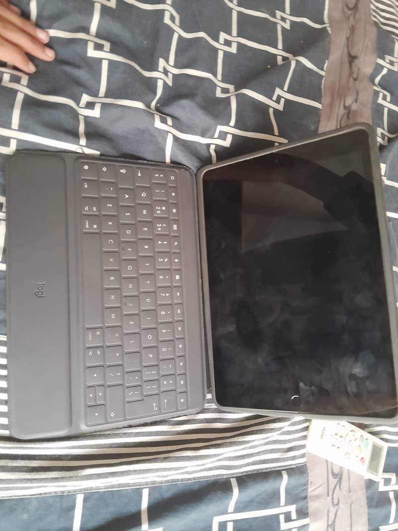IPAD 8th gen 7