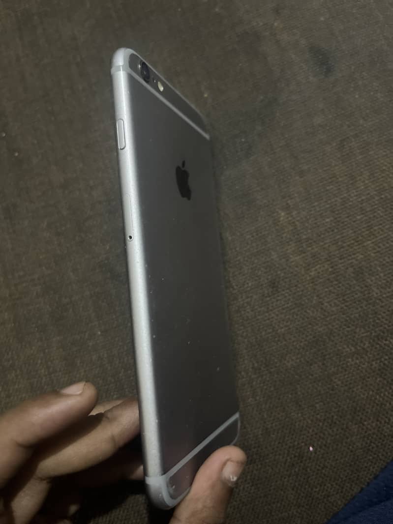 Apple iPhone 6 0
