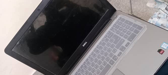 Dell Inspiron core 17 7 generation 512 ssd+Readon graphics card