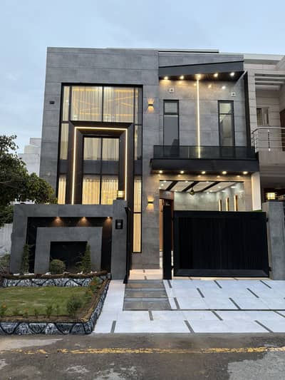5 Marla Ultra Modern Luxury House Available For Sale in B Block Citi Housing Sialkot