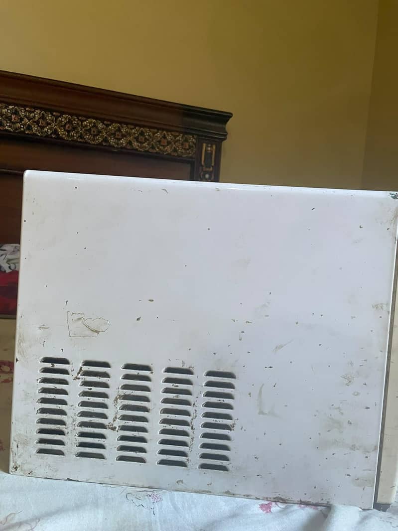 Dawlance microwave 2