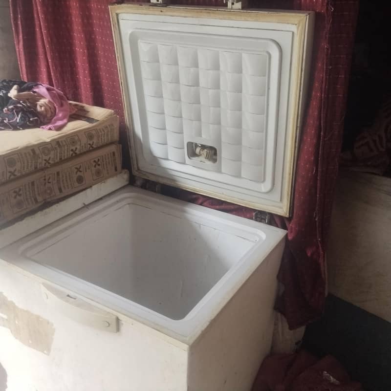 deep freezer 1