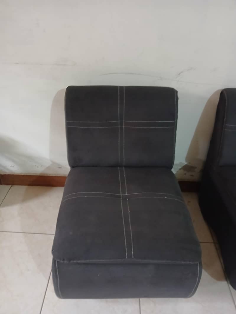 Sofa set (Condition very good) 1