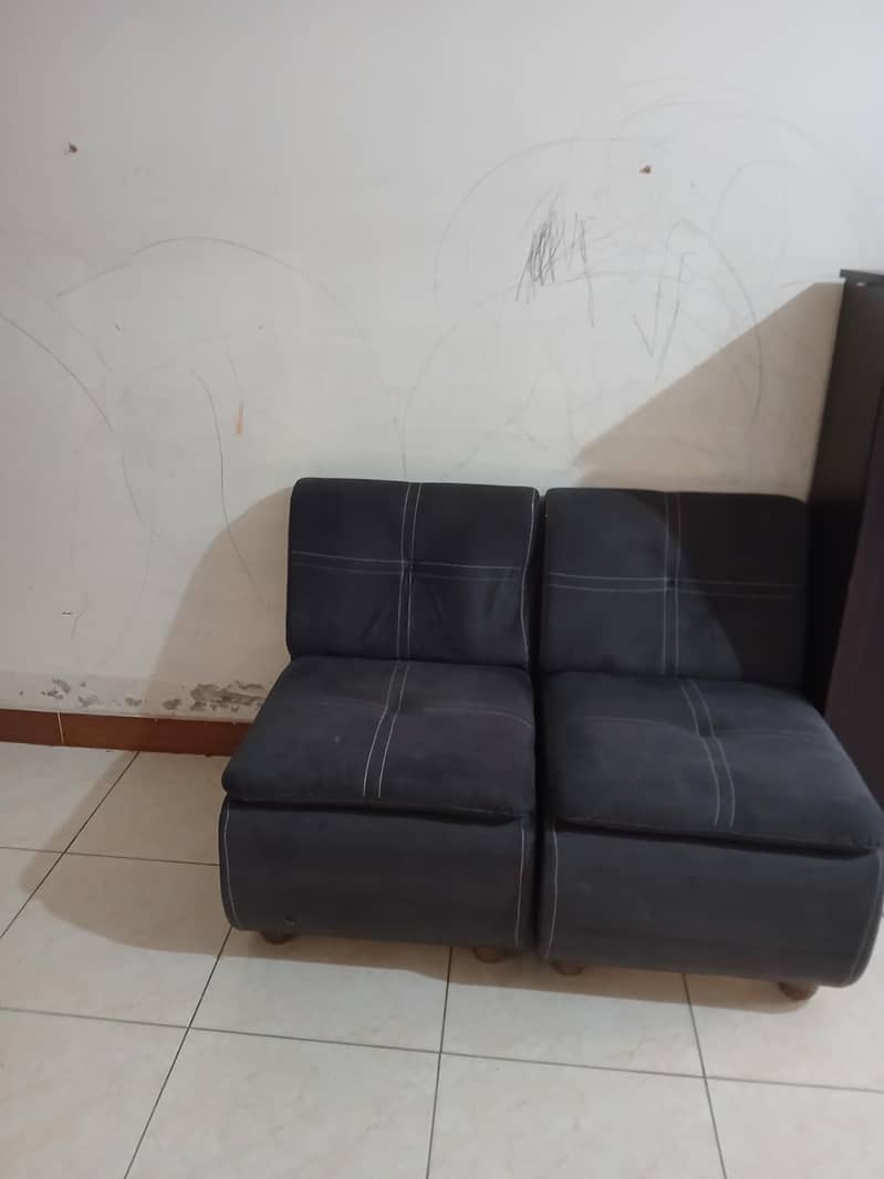 Sofa set (Condition very good) 2