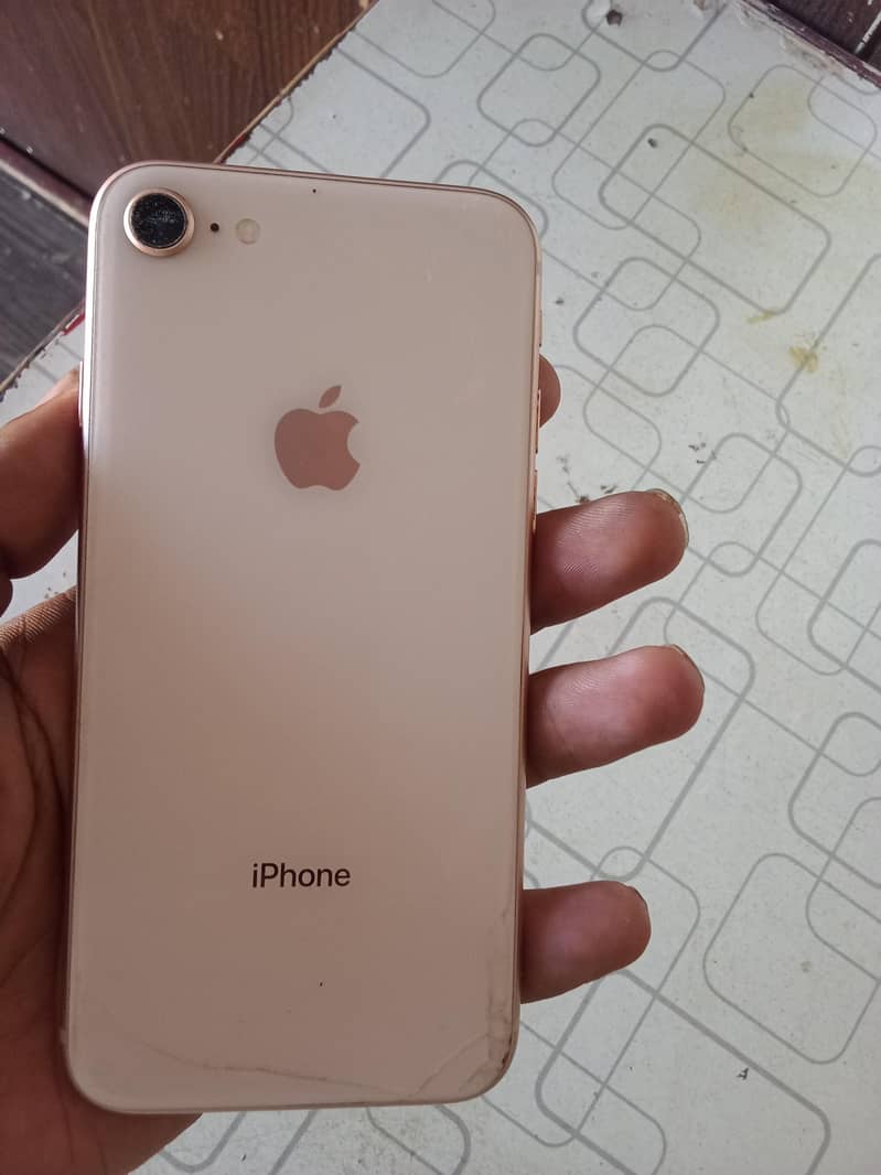 Apple iPhone 8 4