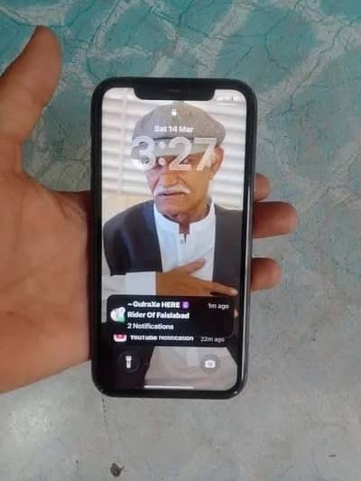 Apple iPhone 11
