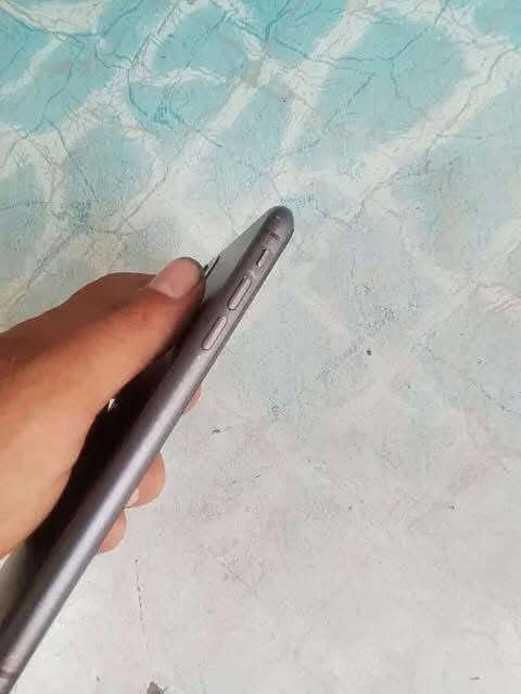 Apple iPhone 11 3