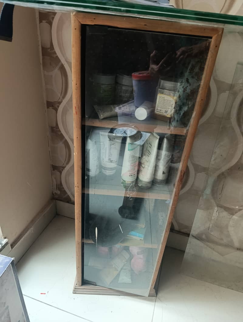 Makeup cupboard 1
