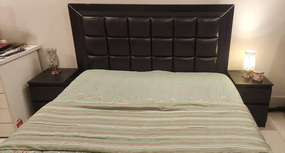 Dark Brown Queen Bed Set with Side Tables and Wardrobe