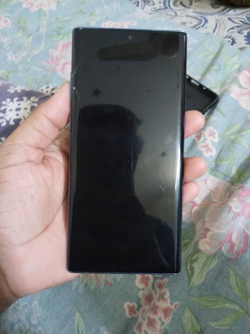 Samsung Mobile Note 10 Plus 4