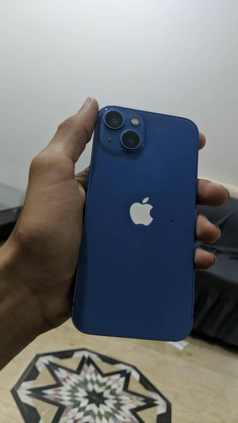 Apple iPhone 13 1
