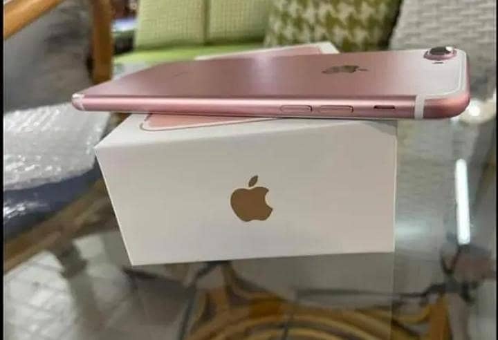 Apple iPhone 7 Plus 1