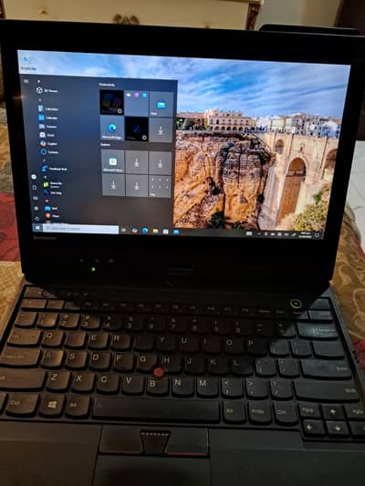 Lenovo ThinkPad X230 Tablet ( Convertible)