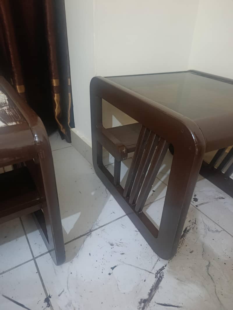 solid wood tables 0