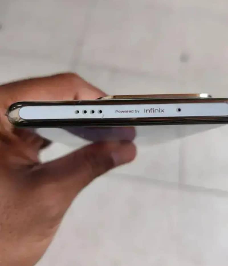 Infinix Zero 30 3
