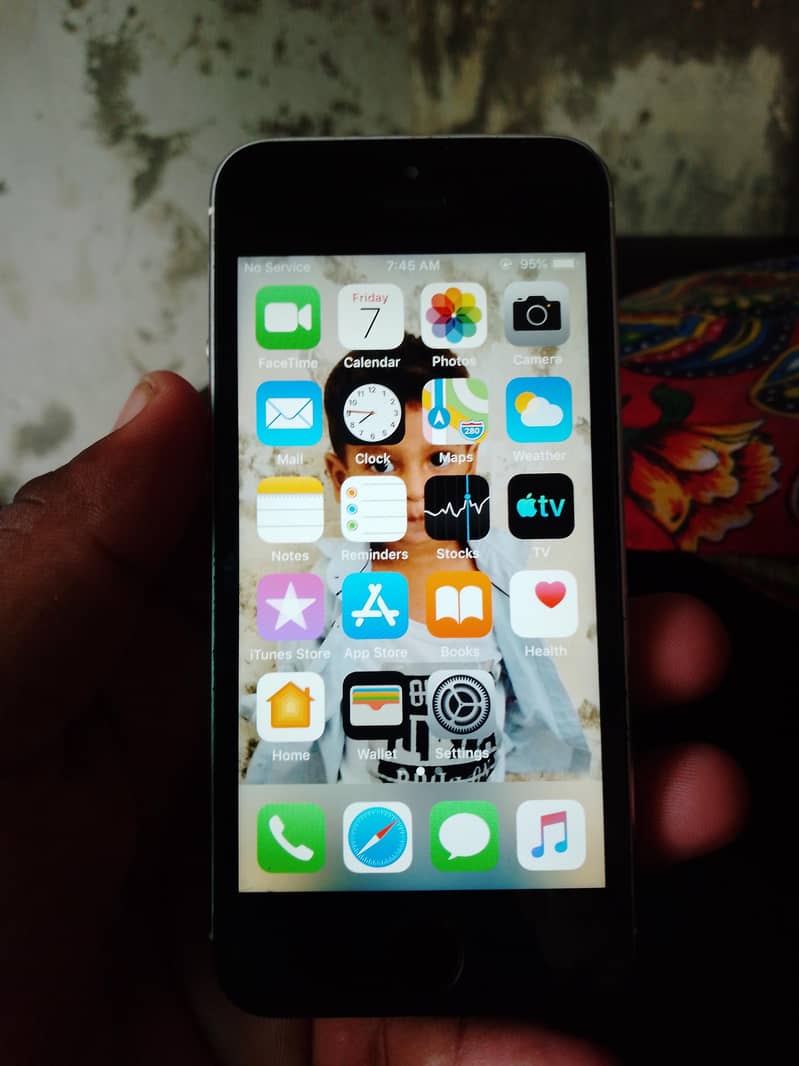 Apple iPhone 5s 1