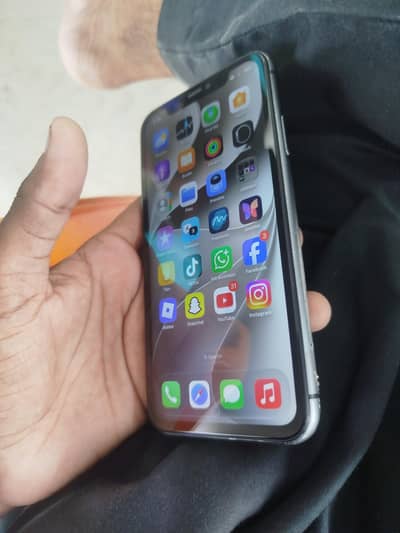 Apple iPhone 11. /128Gb