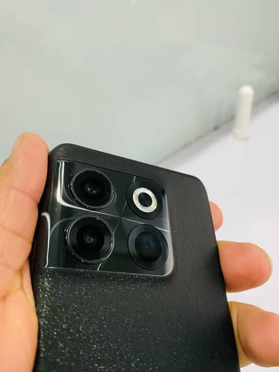 One Plus 10T
