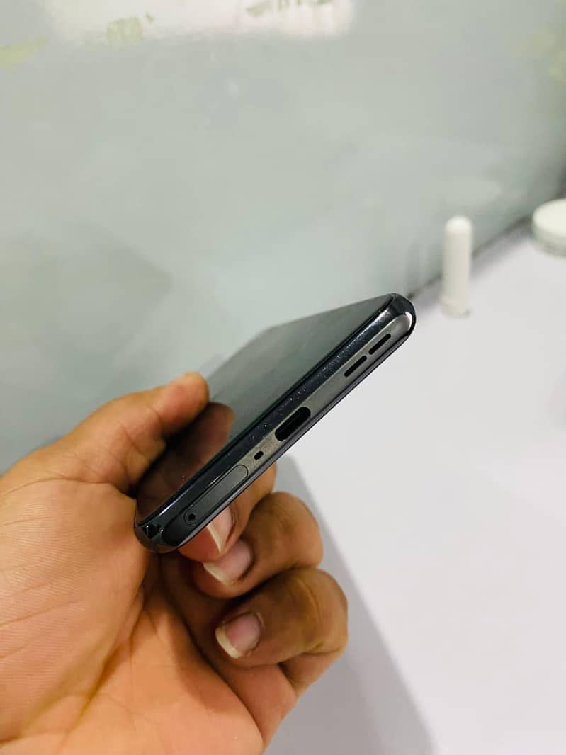 One Plus 10T 3